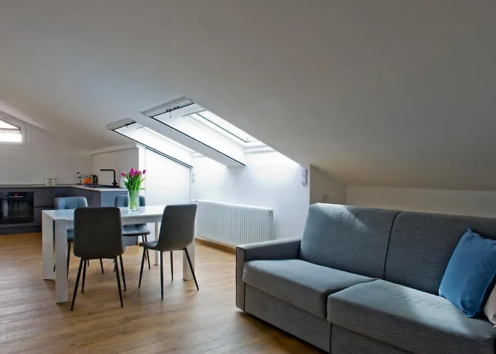 Sky View Apartment